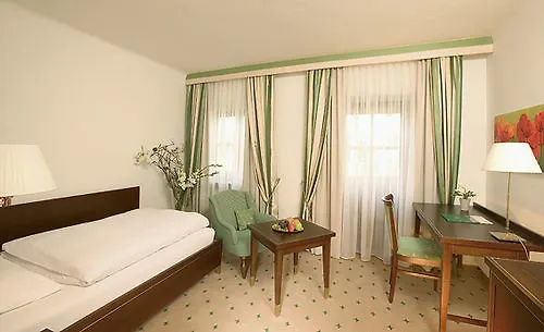 Friesacher's Aniferhof Anif